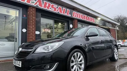 Used Vauxhall Insignia Elite 140 HP (102 kW) 2015 Black Estate