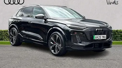 Used 2025 Audi e-tron Sport SUV | £55,900 (Fair price)