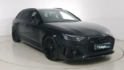 Usado Audi RS4 Advanced 450 HP (330 kW) 2023 Carrinha