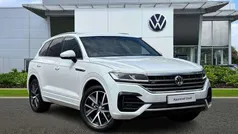 White Used 2019 VW Touareg R-line SUV | £30,456 (Fair price)
