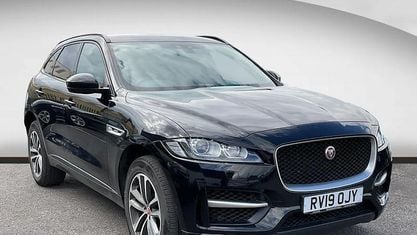 Usado Jaguar F-Pace R-Sport 250 CV (183 kW) 2019 Negro SUV