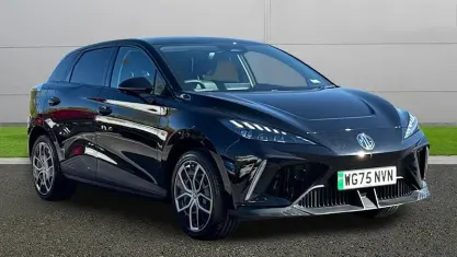 Used MG MG4 EV Trophy 150 kW (204 HP) 2025 Hatchback