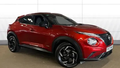 Used Nissan Juke N-Connecta 143 HP (105 kW) 2023 Red SUV