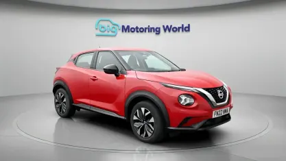 Used Nissan Juke Acenta 114 HP (83 kW) 2022 Red SUV