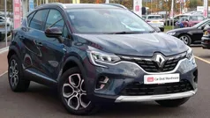 White Used 2022 Renault Clio V Evolution Hatchback | £13,499 (Fair price)