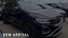 Black Used 2022 VW T-Roc Life SUV | £18,800 (Fair price)