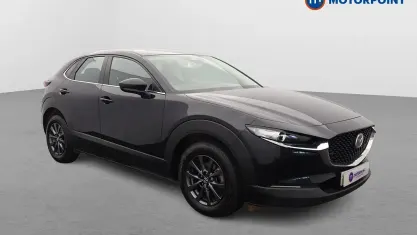 Käytetty Mazda CX-30 Center-Line 140 HP (102 kW) 2025 Musta Katumaasturi