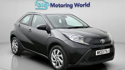 Used Toyota Aygo X PURE 72 HP (52 kW) 2025 SUV