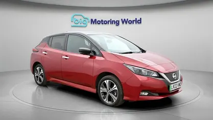 Used Nissan Leaf N-Connecta 160 kW (218 HP) 2021 Red Hatchback
