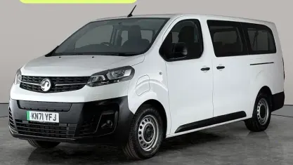 Used Vauxhall Vivaro 100 kW (136 HP) 2022 White MPV
