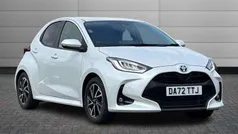 Pure white Used 2022 Toyota Yaris Hybrid Design Hatchback | £17,750 (Fair price)