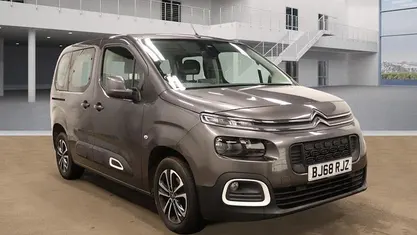 Used Citroën Berlingo Feel 110 HP (80 kW) 2023 MPV