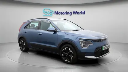 Used 2023 Kia Niro SUV | £17,400 (Fair price)