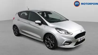 Begagnad Ford Fiesta ST-Line 95 HK (69 kW) 2020 Silver Halvkombi