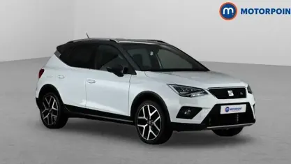 Usado Seat Arona FR 110 CV (80 kW) 2021 Blanco SUV