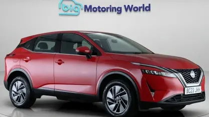 Used Nissan Qashqai Acenta Premium 140 HP (102 kW) 2023 Red SUV