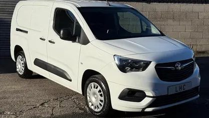 White Used 2021 Vauxhall Combo Sportive Van | £9,990 (Fair price)