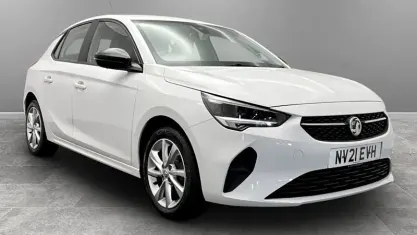 Used Vauxhall Corsa 75 HP (55 kW) 2021 White Hatchback