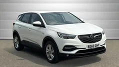 White Used 2018 Vauxhall Grandland X SUV | £10,928 (Fair price)
