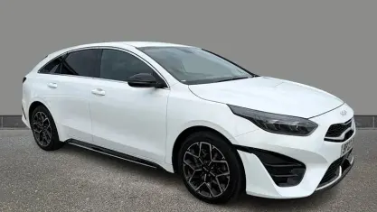 Used Kia ProCeed GT-Line 159 HP (116 kW) 2023 White Estate