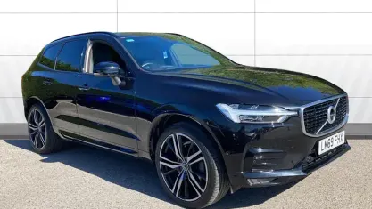 Usado Volvo XC60 R-Design Pro 197 HP (144 kW) 2021 SUV