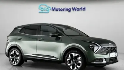 Used Kia Sportage 265 HP (194 kW) 2023 Green SUV