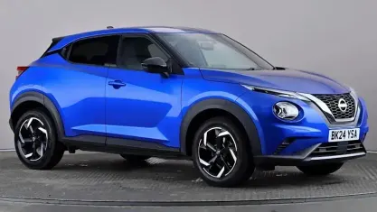 Used Nissan Juke N-Connecta 114 HP (83 kW) 2023 Blue SUV