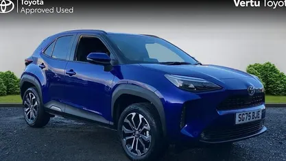 Used 2025 Toyota Yaris Hybrid Design Estate | £25,995 (Fair price)