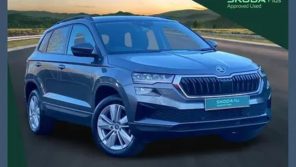 Graphite grey metallic Used 2025 Skoda Karoq SE SUV | £21,590 (Good price)