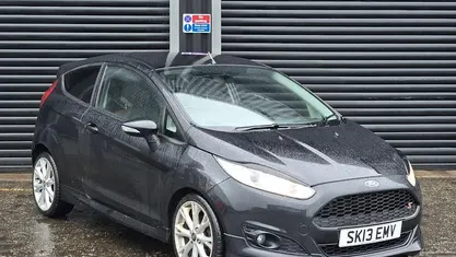 Used Ford Fiesta Zetec 125 HP (91 kW) 2016 Hatchback