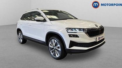 Używany Skoda Karoq SE L 150 KM (110 kW) 2024 Biały SUV