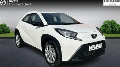 Used Toyota Aygo X PURE 72 HP (52 kW) 2025 SUV