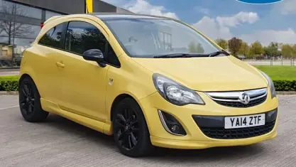 Begagnad Vauxhall Corsa Edition 86 HK (63 kW) 2014 Gul Halvkombi