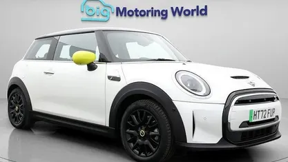 Used 2023 Mini Cooper Level 3 Hatchback | £17,400 (Fair price)