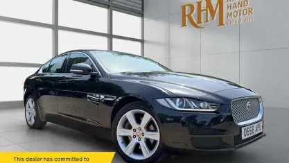 Used Jaguar XE Portfolio 179 HP (131 kW) 2019 Sedan
