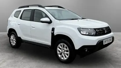 Used Dacia Duster Comfort 131 HP (96 kW) 2022 White SUV
