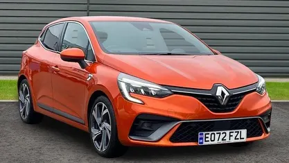 Used Renault Clio V RS Line 145 HP (106 kW) 2022 Orange Hatchback