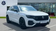 Pure white Used 2021 VW Touareg Black Edition SUV | £38,901 (Fair price)