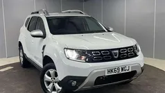 White Used 2019 Dacia Duster Comfort SUV | £8,995 (Fair price)