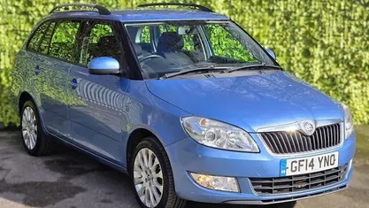 Used Skoda Fabia Elegance 105 HP (77 kW) 2014 Blue Estate