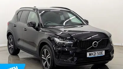 Begagnad Volvo XC40 R-Design 197 HK (144 kW) 2021 Svart SUV