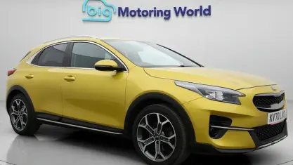 Used Kia XCeed 120 HP (88 kW) 2020 Yellow SUV