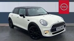 Used 2015 Mini Cooper Hatch Hatchback | £9,998 (Fair price)