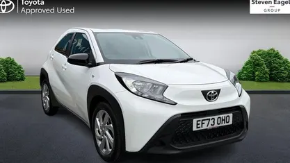 Used Toyota Aygo X PURE 72 HP (52 kW) 2025 SUV