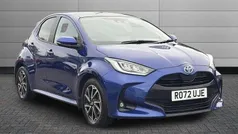 Galactic blue Used 2022 Toyota Yaris Hybrid Design Hatchback | £15,901 (Fair price)