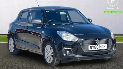 Begagnad Suzuki Swift SZ-T 111 HK (81 kW) 2019 Svart Halvkombi