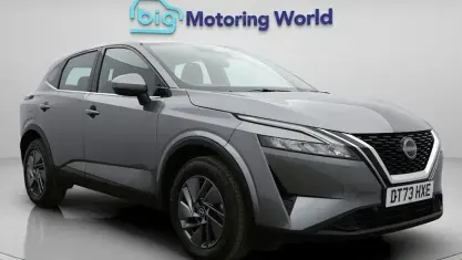 Używany Nissan Qashqai Acenta Premium 140 KM (102 kW) 2023 Szary SUV