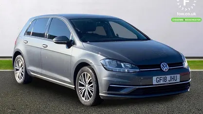 Used VW Golf VII SE 110 HP (80 kW) 2018 Hatchback