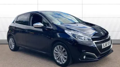 Used Peugeot 208 Allure 75 HP (55 kW) 2016 Blue Hatchback