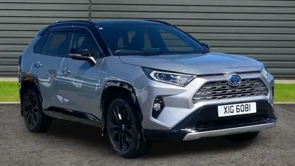 Begagnad Toyota RAV4 218 HK (160 kW) 2023 SUV